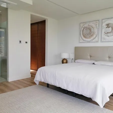 95, Lujo Y Piscina Infinity * אדחה