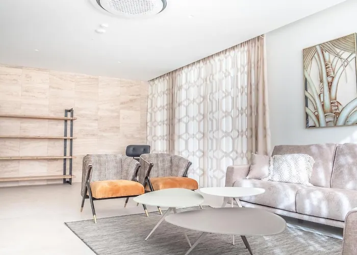 95, Lujo Y Piscina Infinity * אדחה